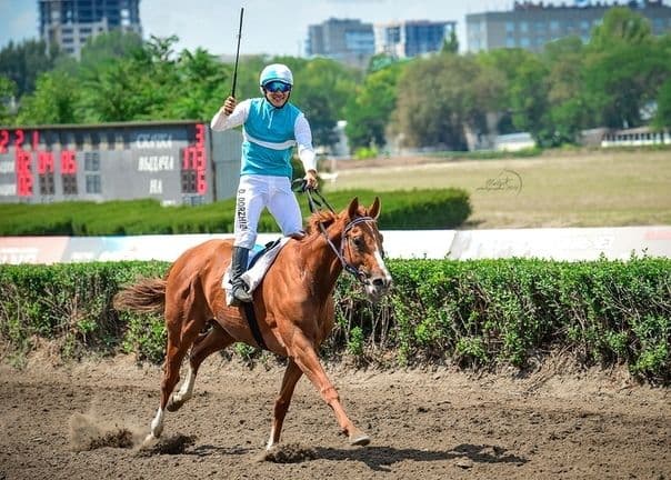  Конный клуб пос. Кетченеры, Республика Калмыкия